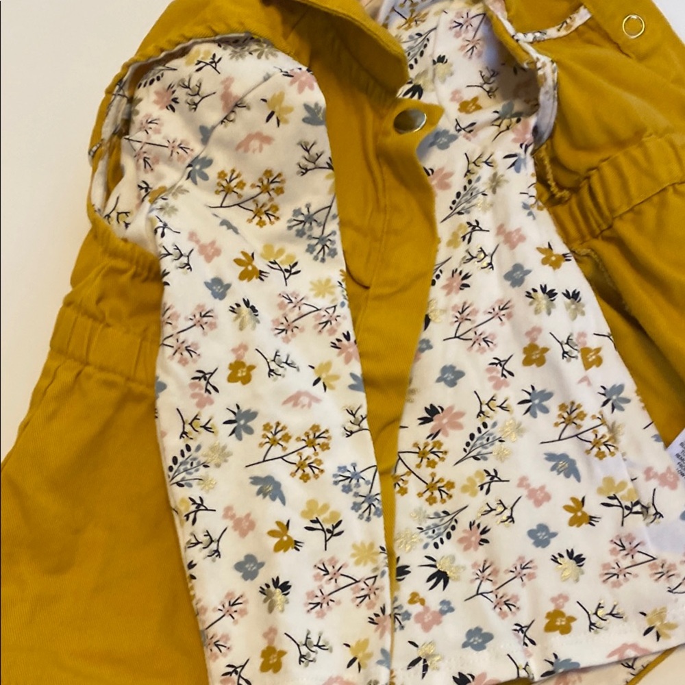 Isaac Mizrahi Mustard Yellow Vest with Floral Long Sleeve Shirt Size 12 MOS - Picture 4 of 8